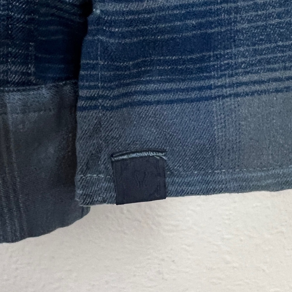 Lululemon Masons Peak Flannel Plaid Shirt - Picture 4 of 4